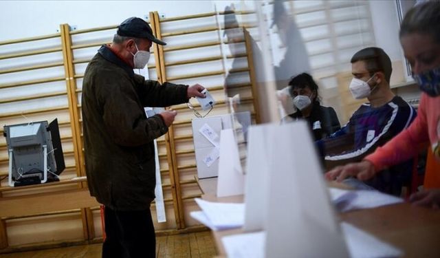 Bulgaristan Türklerinin yarısı sandığa gitti