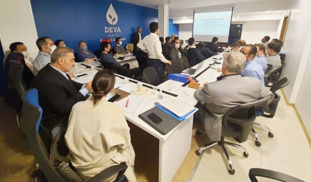 DEVA Partisi’nden Anayasa Hukuku Eğitimi