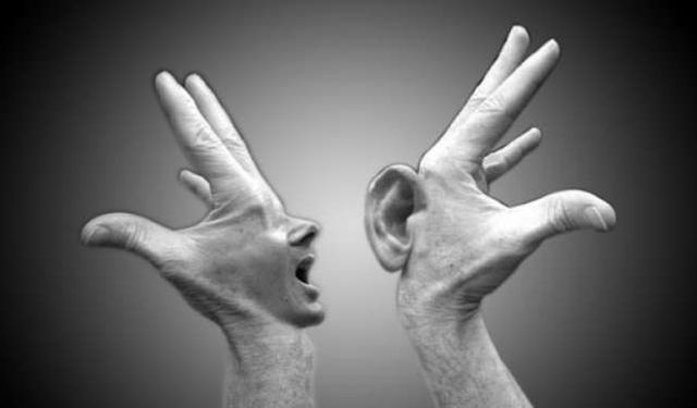 Gönüllü işaret dili öğreten duyarlı öğretmen!