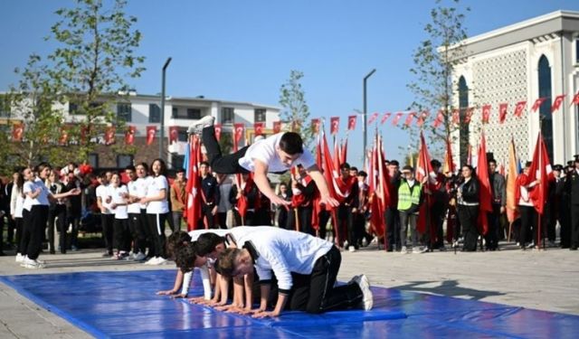 KARTEPE’DE 29 EKİM COŞKUSU