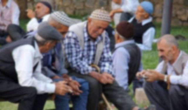 Kocaelide 65 yaş ve üstüne yeni YASAKLAR