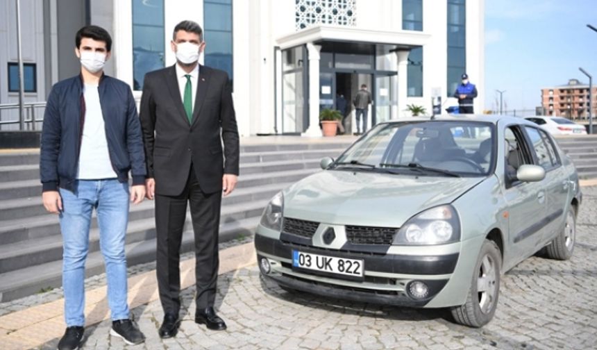 BAŞKAN KOCAMAN, KARTEPELİ MUCİDİ TEBRİK ETTİ