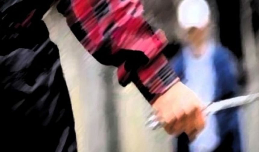 Kartepede bıçaklı kavga! 4 kişi yaralandı